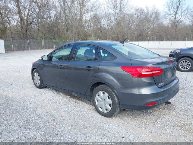 2017 FORD FOCUS 1FADP3E28HL281344 Photo 2