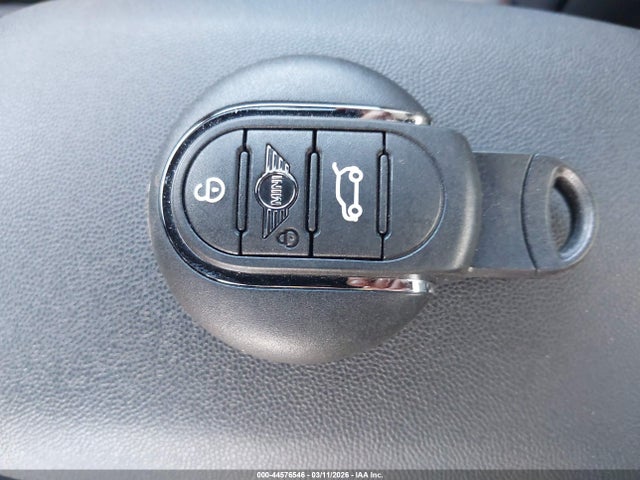 2020 MINI CONVERTIBLE WMWWJ3C02L3L35152 Photo 10