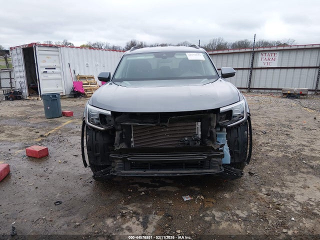 44576551 :رقم المزاد ، 1V2HR2CA1RC552822 vin ، 2024 Volkswagen Atlas 2.0t Se W/technology مزاد بيع