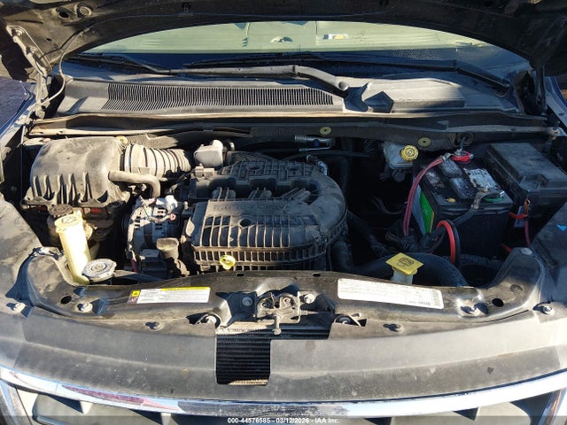 44576585 :رقم المزاد ، 2V4RW5DX5AR166666 vin ، 2010 Volkswagen Routan Sel مزاد بيع