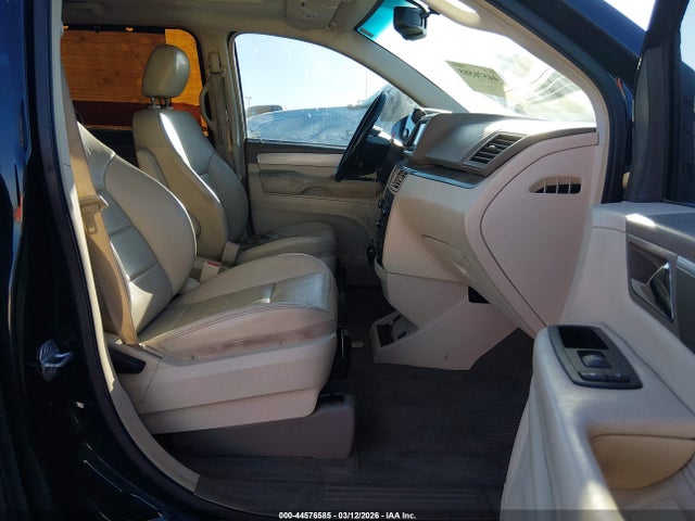 44576585 :رقم المزاد ، 2V4RW5DX5AR166666 vin ، 2010 Volkswagen Routan Sel مزاد بيع