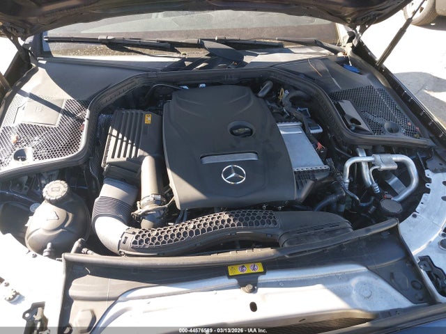 44576589 :رقم المزاد ، 55SWF4JB7JU252510 vin ، 2018 Mercedes-benz C 300 مزاد بيع