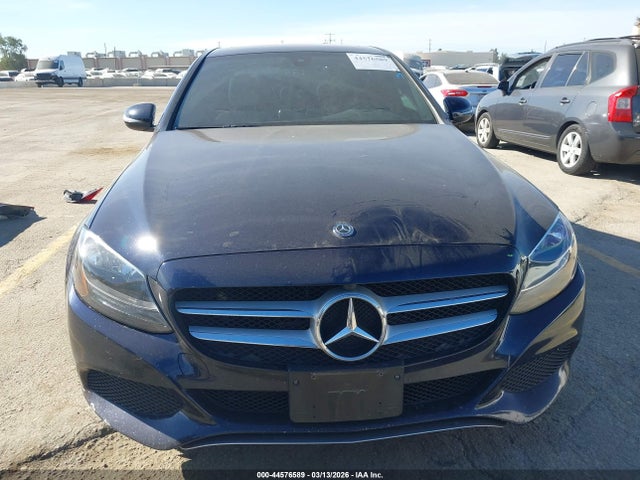 44576589 :رقم المزاد ، 55SWF4JB7JU252510 vin ، 2018 Mercedes-benz C 300 مزاد بيع