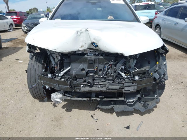 44576591 :رقم المزاد ، WB523CF01RCR96800 vin ، 2024 Bmw Ix Xdrive50 مزاد بيع