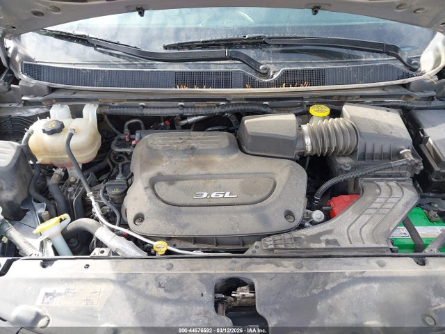 44576592 :رقم المزاد ، 2C4RC1BG7HR554846 vin ، 2017 Chrysler Pacifica Touring-l مزاد بيع