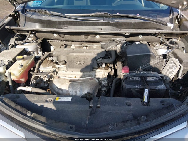 Toyota RAV4 LE 2017 2T3BFREV5HW647680 Image 10