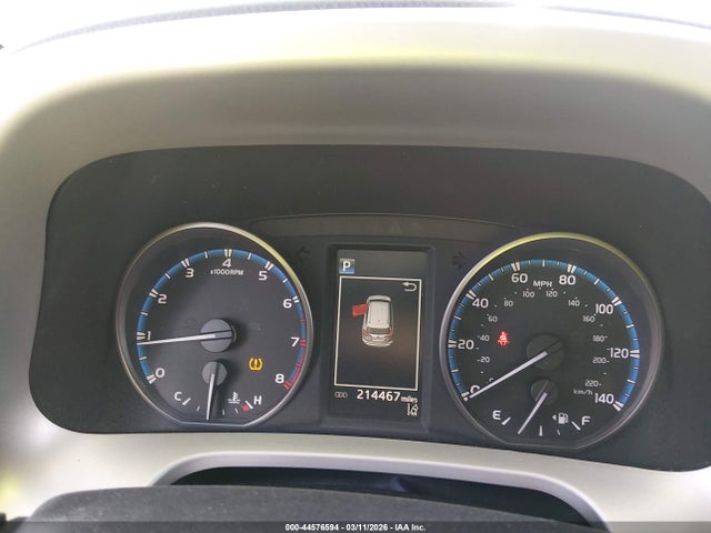 Toyota RAV4 LE 2017 2T3BFREV5HW647680 Image 7