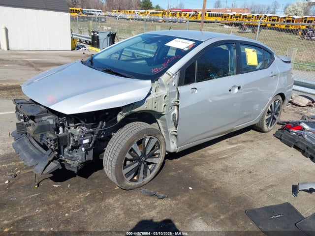 Продажа на аукционе авто 2021 Nissan Versa Sr Xtronic Cvt, vin: 3N1CN8FV8ML926030, номер лота: 44576604