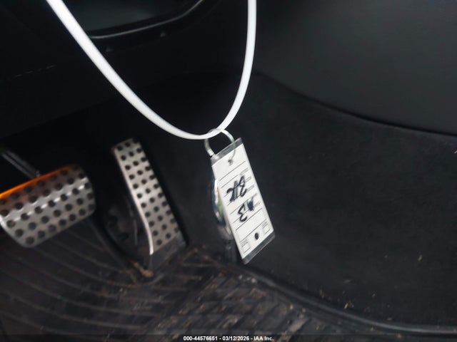 44576651 :رقم المزاد ، 55SWF8HBXGU110397 vin ، 2016 Mercedes-benz Amg C 63 S مزاد بيع