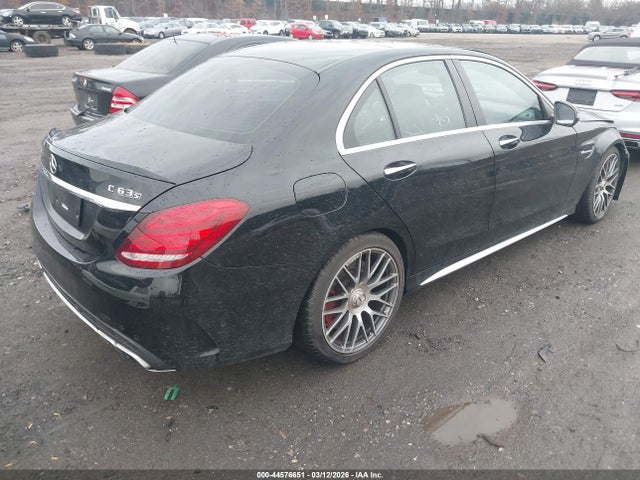 44576651 :رقم المزاد ، 55SWF8HBXGU110397 vin ، 2016 Mercedes-benz Amg C 63 S مزاد بيع
