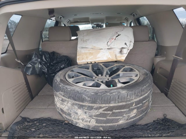 Chevrolet Tahoe Lt 2017 1GNSCBKC2HR255699 Image 12