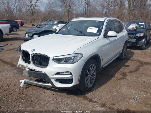 2019 BMW X3 5UXTR9C51KLE18388 Photo 1