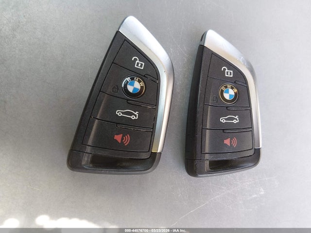 2020 BMW X1 WBXJG7C09L5R46287 Photo 10