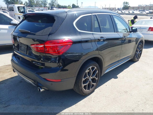 2020 BMW X1 WBXJG7C09L5R46287 Photo 3