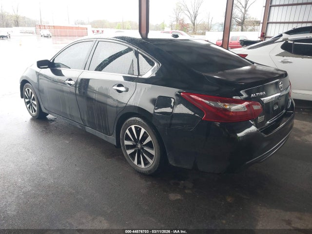 2018 NISSAN ALTIMA 1N4AL3AP8JC123978 Photo 2