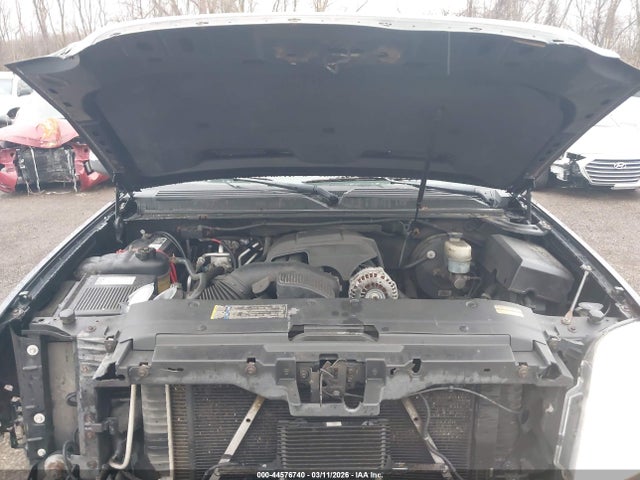 44576740 :رقم المزاد ، 1GKFK03209R190896 vin ، 2009 Gmc Yukon Denali مزاد بيع