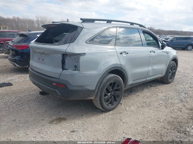 2023 KIA SORENTO 5XYRLDLC1PG172313 Photo 3
