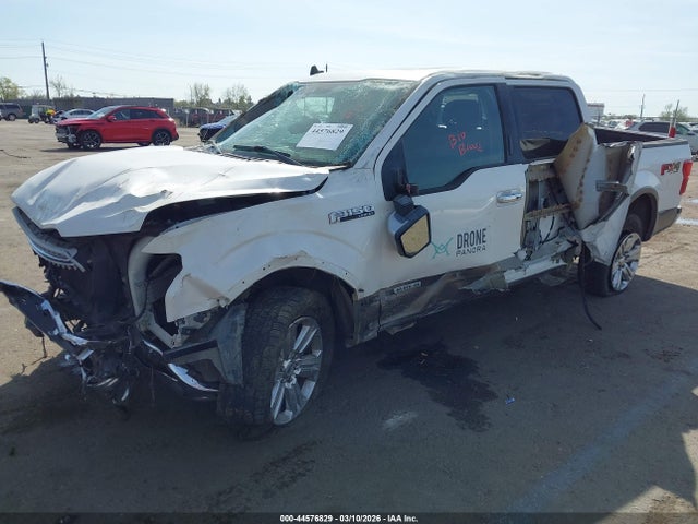 Ford F-150 Lariat 2019 1FTFW1E1XKFA18554 Image 2