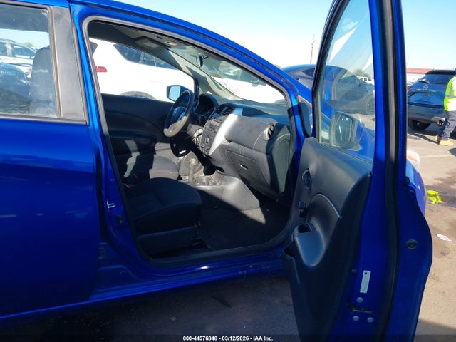 Nissan Versa Note S Plus 2015 3N1CE2CP0FL371824 Image 5