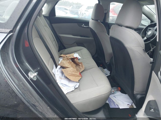 KIA Forte Lxs 2019 3KPF24AD8KE074774 Image 8