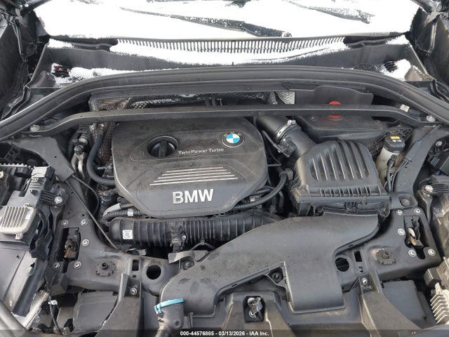 2016 BMW X1 WBXHT3Z30G4A48891 Photo 9