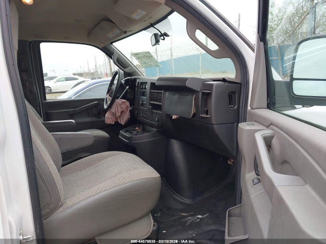 1GCZGGFG3K1359517 Chevrolet Express 3500 Work Van