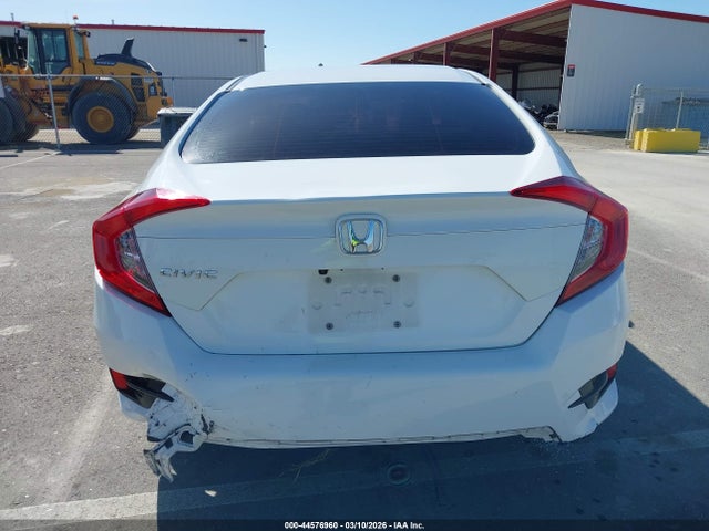Honda Civic Lx 2018 2HGFC2F57JH593001 Image 17