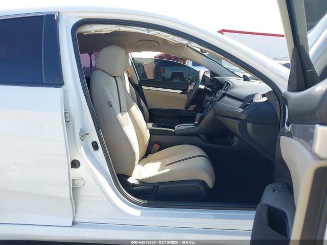 Honda Civic Lx 2018 2HGFC2F57JH593001 Image 5