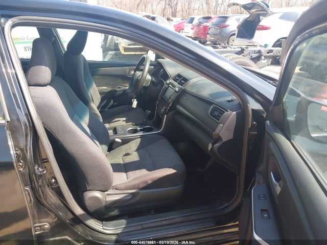 Aukcja sprzedaży 2015 Toyota Camry Hybrid Le, vin: 4T1BD1FKXFU142784, numer aukcji: 44576961