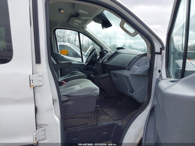 1FBZX2ZM0FKB27966 Ford Transit-350 Xlt