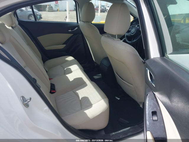 3MZBN1U74JM189996 Mazda Mazda3 Sport