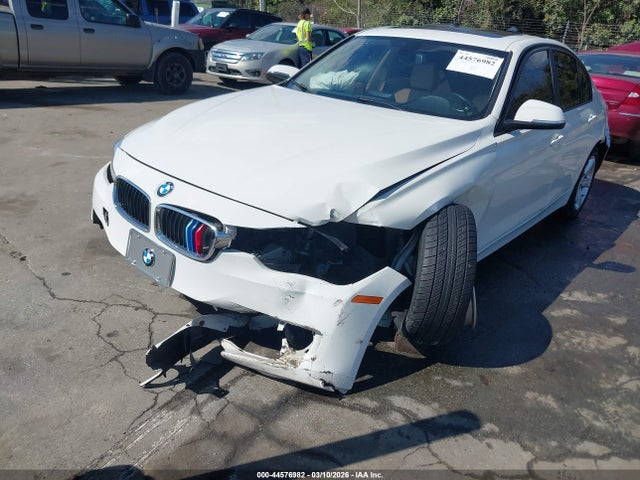 Продаж на аукціоні авто 2014 Bmw 320i Xdrive, vin: WBA3C3C56EF984334, номер лоту: 44576982