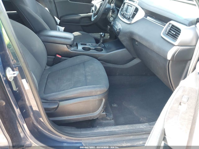 2018 Kia Sorento 3.3l Lx მანქანა იყიდება აუქციონზე, vin: 5XYPGDA52JG416736, აუქციონის ნომერი: 44576993