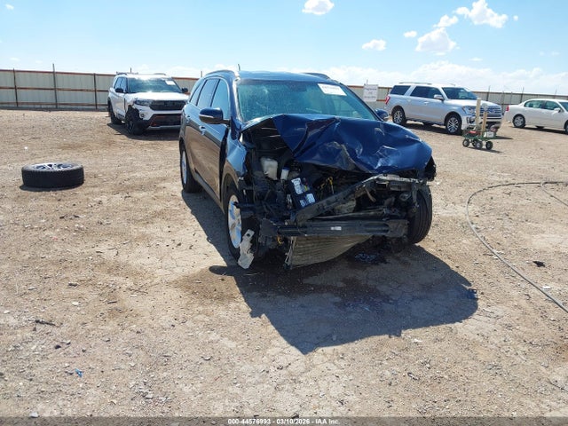 2018 Kia Sorento 3.3l Lx მანქანა იყიდება აუქციონზე, vin: 5XYPGDA52JG416736, აუქციონის ნომერი: 44576993