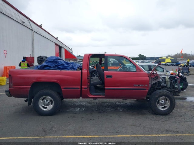 44577039 :رقم المزاد ، 1B7HF13Z4WJ240575 vin ، 1998 Dodge Ram 1500 St مزاد بيع