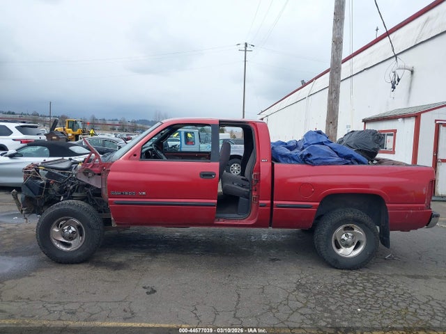 44577039 :رقم المزاد ، 1B7HF13Z4WJ240575 vin ، 1998 Dodge Ram 1500 St مزاد بيع