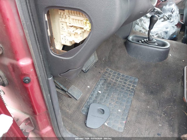 44577039 :رقم المزاد ، 1B7HF13Z4WJ240575 vin ، 1998 Dodge Ram 1500 St مزاد بيع