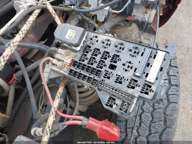 44577039 :رقم المزاد ، 1B7HF13Z4WJ240575 vin ، 1998 Dodge Ram 1500 St مزاد بيع