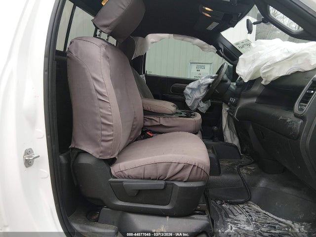 Продаж на аукціоні авто 2021 Ram 3500 Tradesman  4x4 8' Box, vin: 3C63R3AJ6MG637236, номер лоту: 44577045