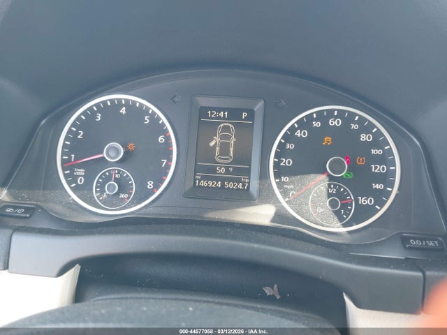 44577058 :رقم المزاد ، WVGBV7AX8DW502235 vin ، 2013 Volkswagen Tiguan S/se/sel مزاد بيع