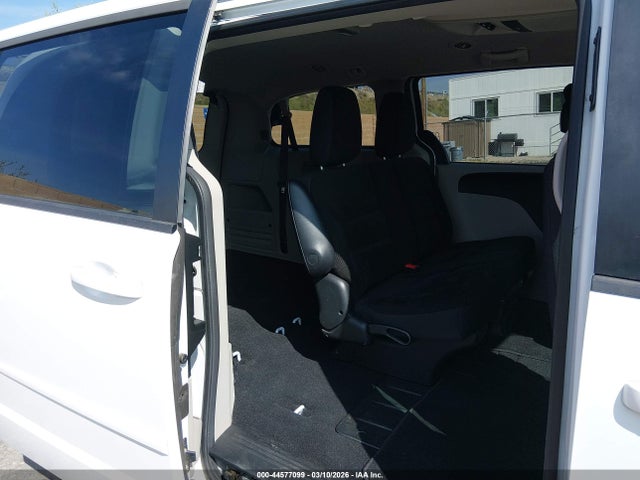 2C4RDGBG7HR713879 Dodge Grand Caravan Se