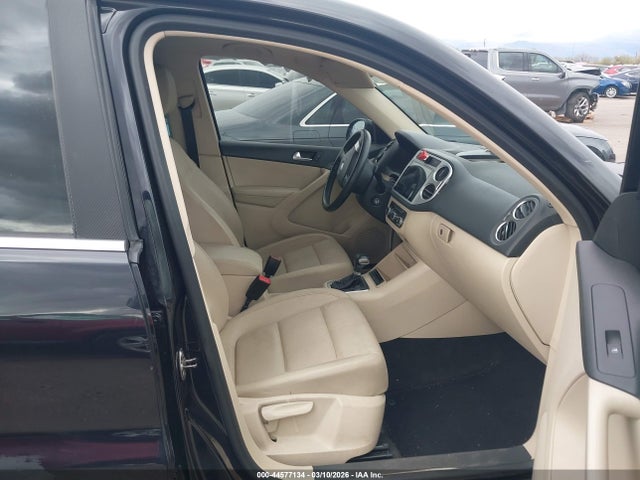 2010 Volkswagen Tiguan S/se/sel/wolfsburg Edition მანქანა იყიდება აუქციონზე, vin: WVGAV7AX7AW534262, აუქციონის ნომერი: 44577134