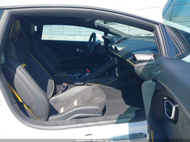ZHWUB6ZF3RLA26054 Lamborghini Huracan Tecnica