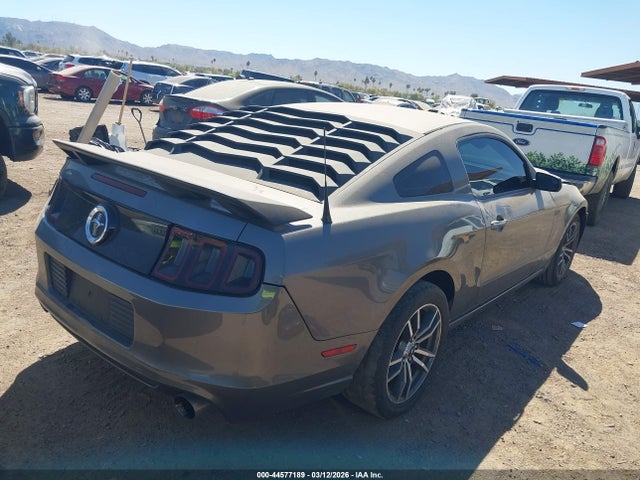 1ZVBP8AM1E5333612 Ford Mustang V6