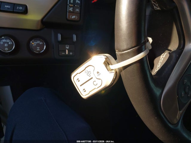 2017 GMC YUKON XL 1GKS2HKJ7HR404562 Photo 10