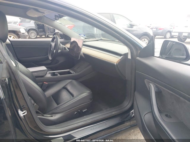 Продажа на аукционе авто 2021 Tesla Model 3 Standard Range Plus Rear-wheel Drive, vin: 5YJ3E1EA1MF920894, номер лота: 44577227