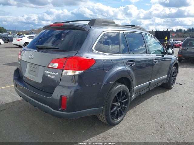 2013 Subaru Outback 2.5i Premium მანქანა იყიდება აუქციონზე, vin: 4S4BRBCC8D3316052, აუქციონის ნომერი: 44577232