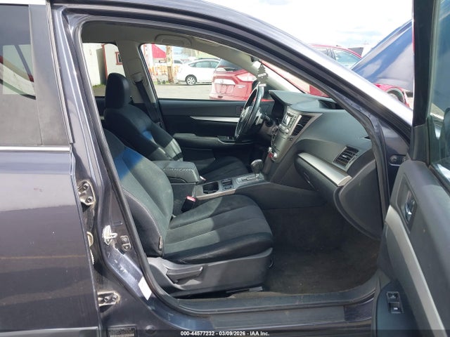 2013 Subaru Outback 2.5i Premium მანქანა იყიდება აუქციონზე, vin: 4S4BRBCC8D3316052, აუქციონის ნომერი: 44577232