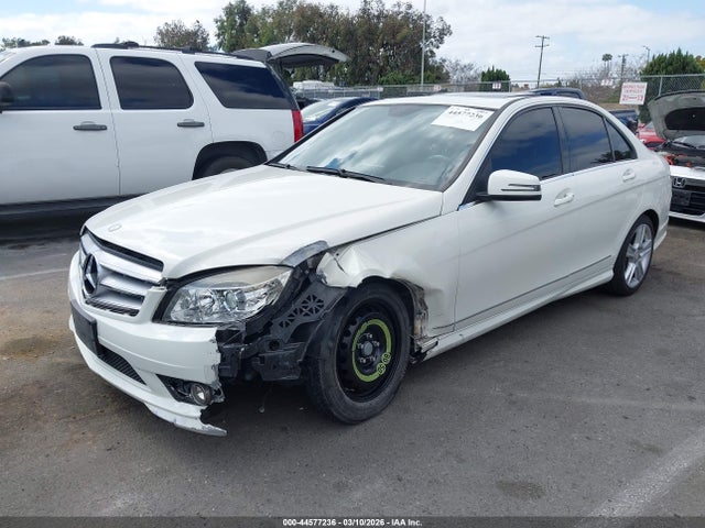 2010 Mercedes-benz C 300 Luxury/sport მანქანა იყიდება აუქციონზე, vin: WDDGF5EBXAR109881, აუქციონის ნომერი: 44577236