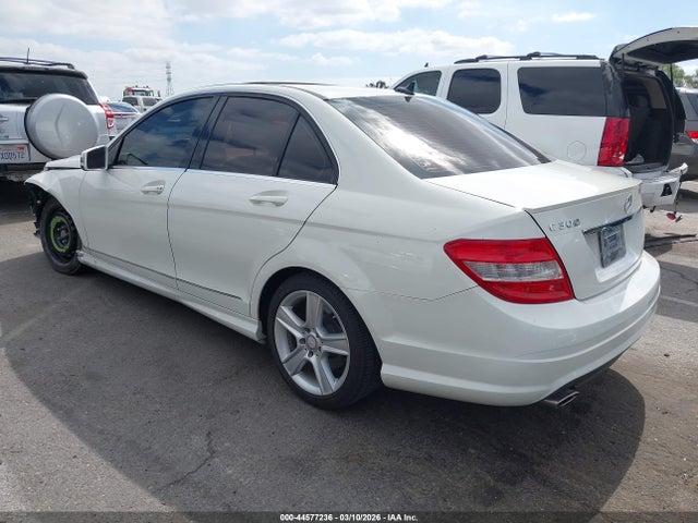 2010 Mercedes-benz C 300 Luxury/sport მანქანა იყიდება აუქციონზე, vin: WDDGF5EBXAR109881, აუქციონის ნომერი: 44577236